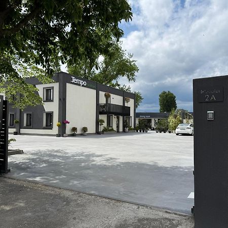 Hotel Tempo Boutique Buzau Exterior foto